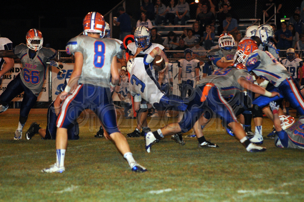 10-10 SA vs. FCHS 030.JPG - SCRIVENER D300